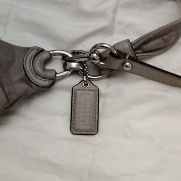 Coach Kristen sateen crossbody bag. - Picture 10 of 16